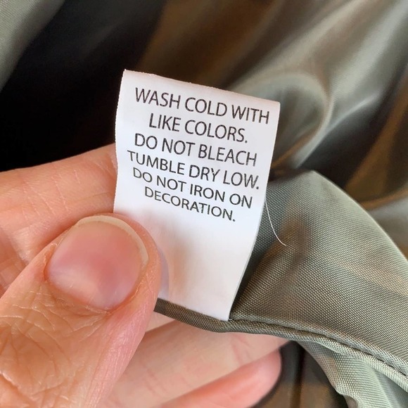 Legendary Military Green Puffer Vest w/ Toggle Buttons - Picture 10 of 12